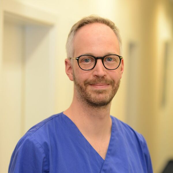 Dr. Sebastian Berberich, Facharzt